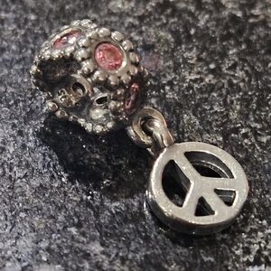 PANDORA Peace Dangle with Salmon Zirconia No. 790516